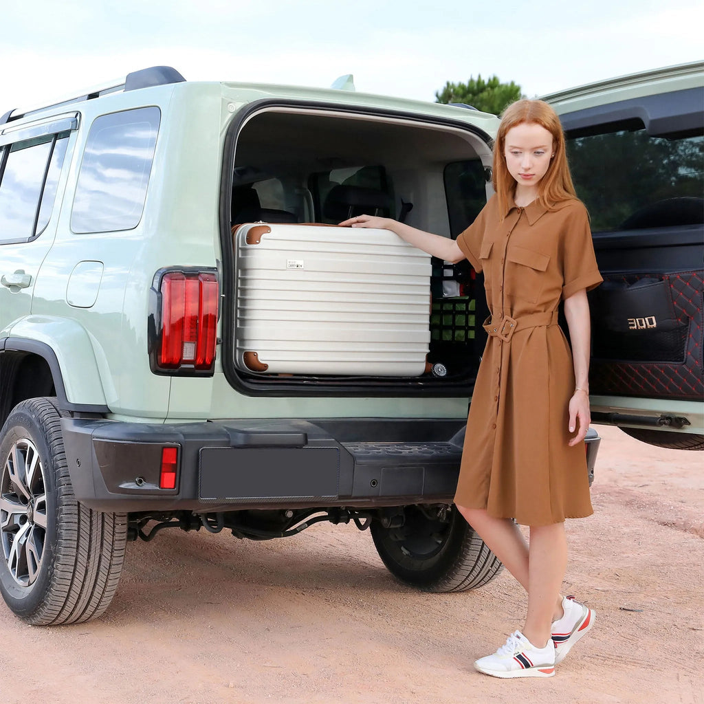 Collins 3 Piece Expandable Retro Luggage Set Travellty