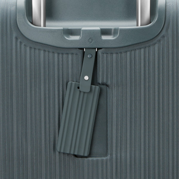 Samsonite Silhouette 18 Softside Medium Spinner Samsonite
