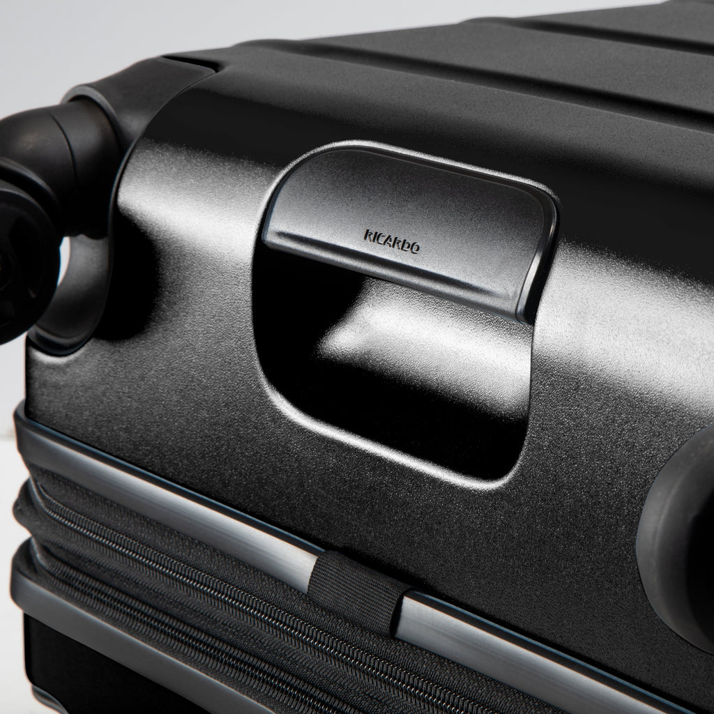 Ricardo Cambria Hardside Large Check-In Expandable Spinner Ricardo Beverly Hills