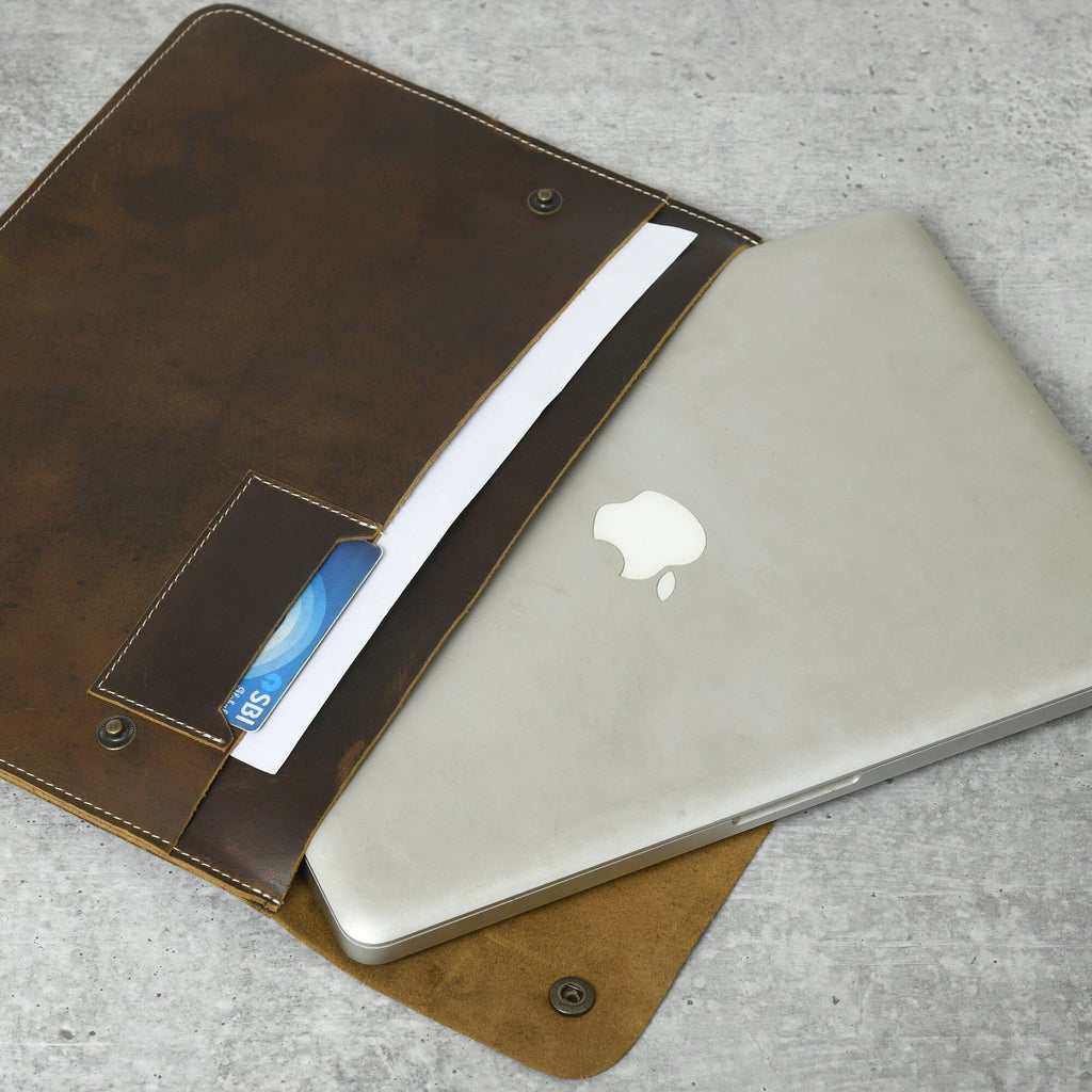 The MacBook Folio Classy Leather Bags