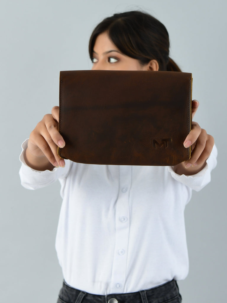 Chic Cocoa Leather Women's Clutch Classy Leather Bags