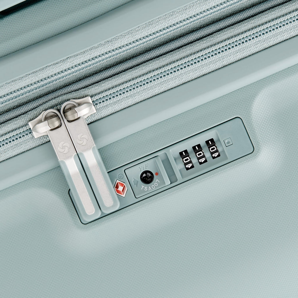 Samsonite Elevation Plus Hardside Carry-On Spinner Samsonite