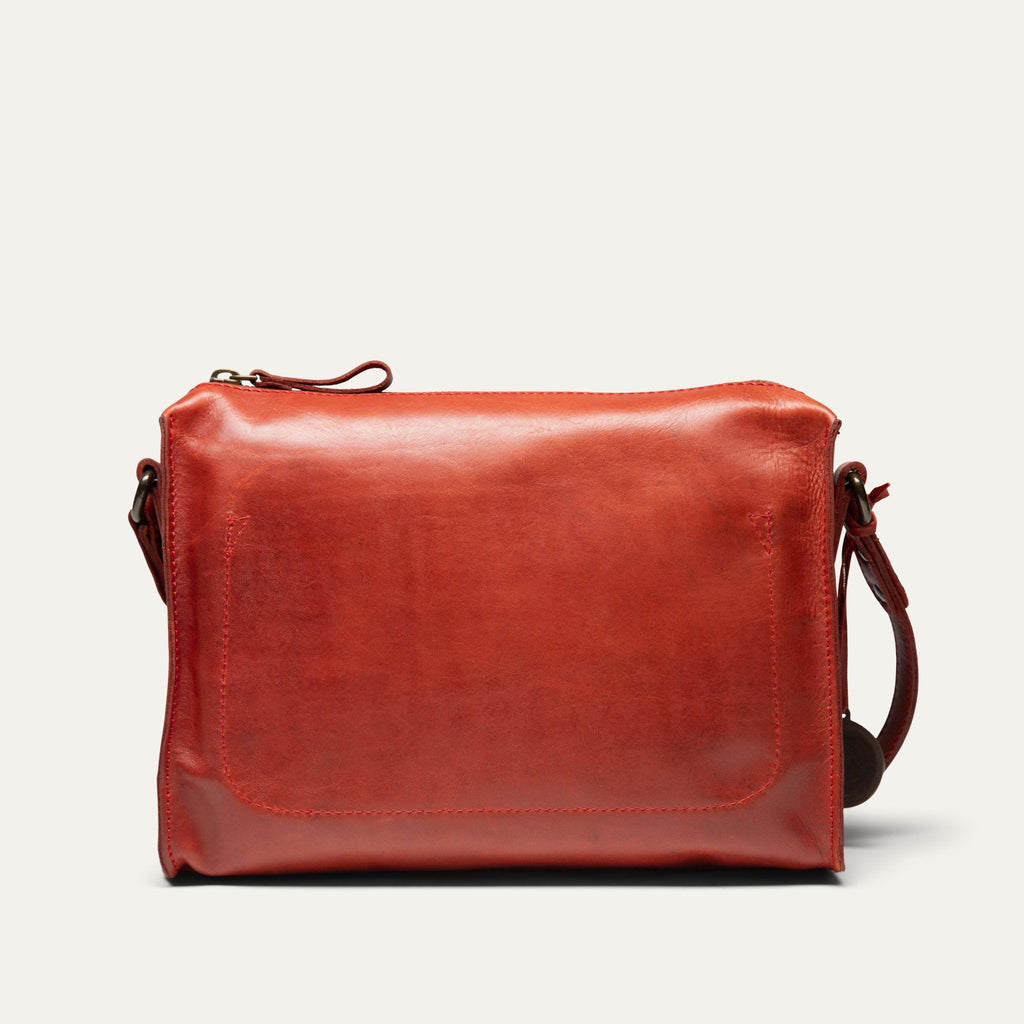 Simple Crossbody Will Leather Goods