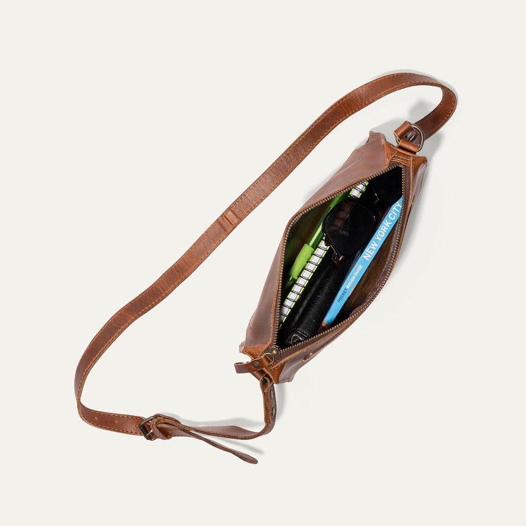 Simple Crossbody Will Leather Goods