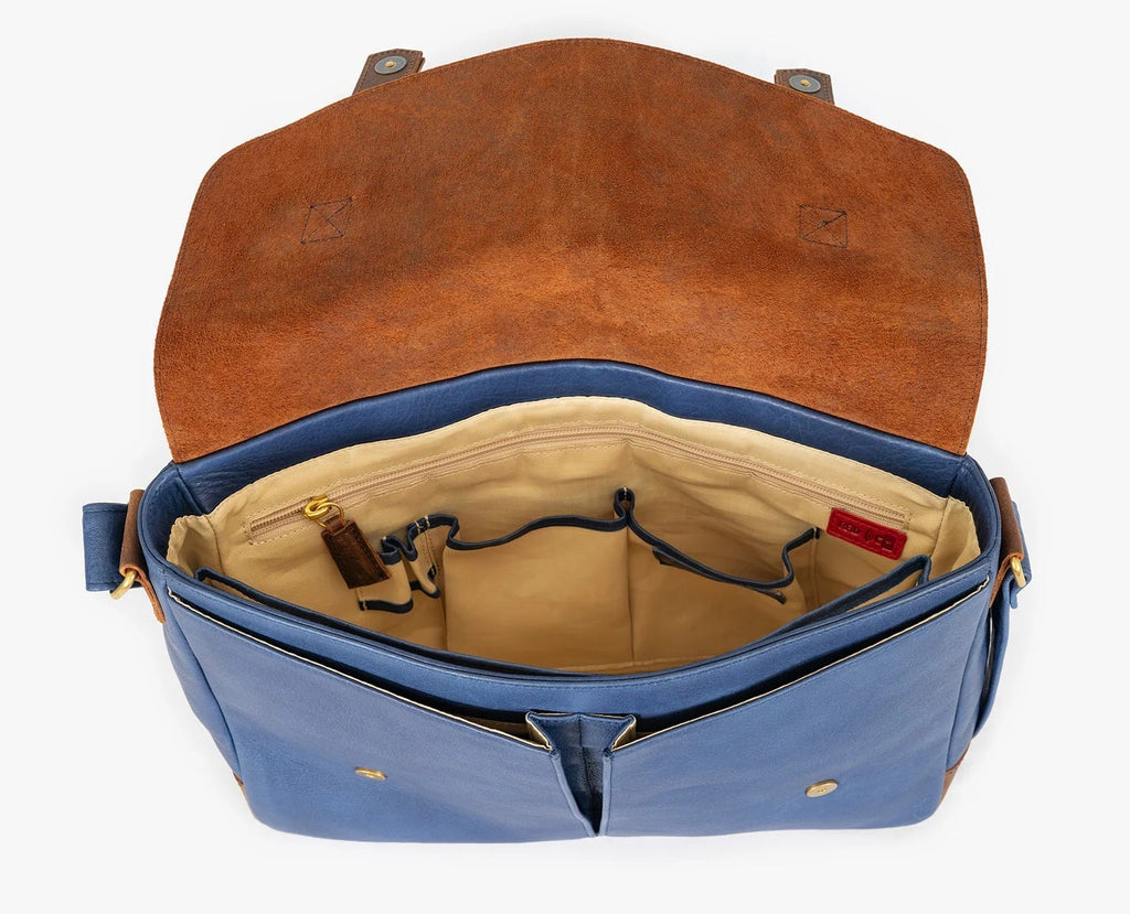 Osgoode Marley Edmund Classic Messenger Bag 4048 Osgoode Marley