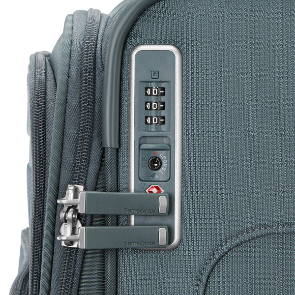 Samsonite Silhouette 18 Softside Large Spinner Samsonite