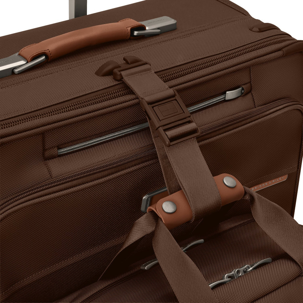Briggs & Riley Baseline Global Carry On Spinner Briggs & Riley