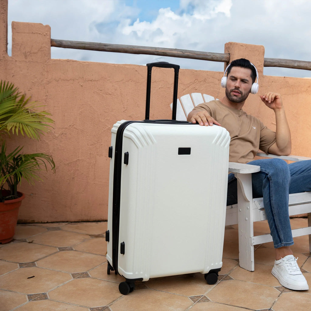 Evalyn 3 Piece Expandable Classy Luggage Set Travellty