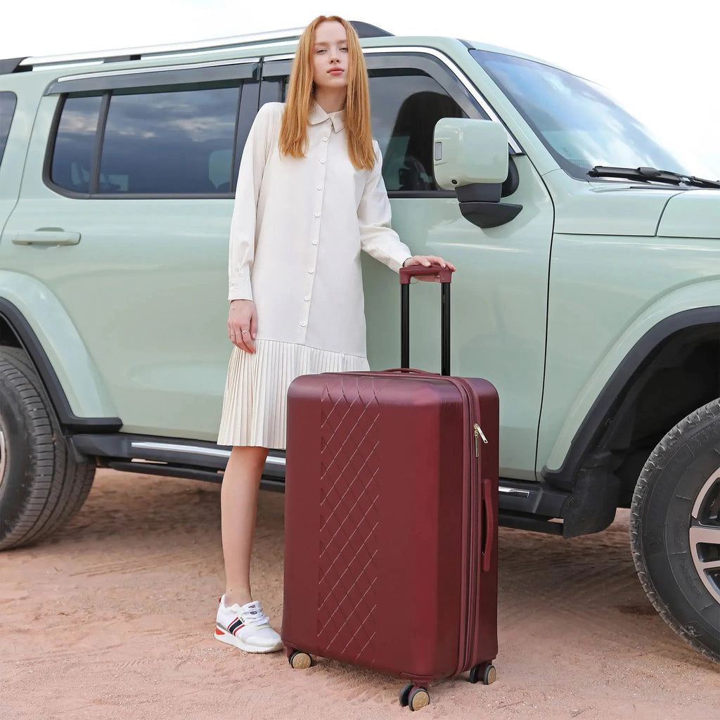 Diamond 3 Piece Expandable Chic Luggage Set Travellty