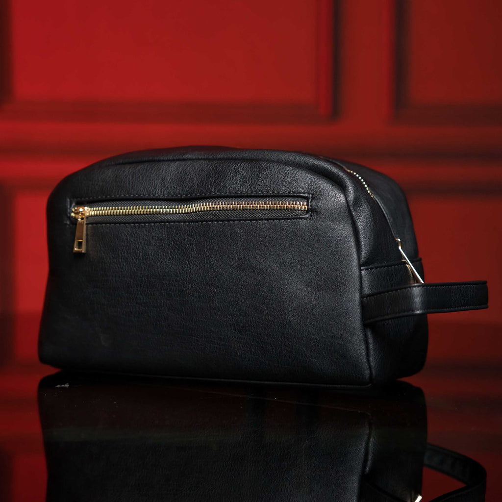 Black Leather Toiletry Bag Sole Premise