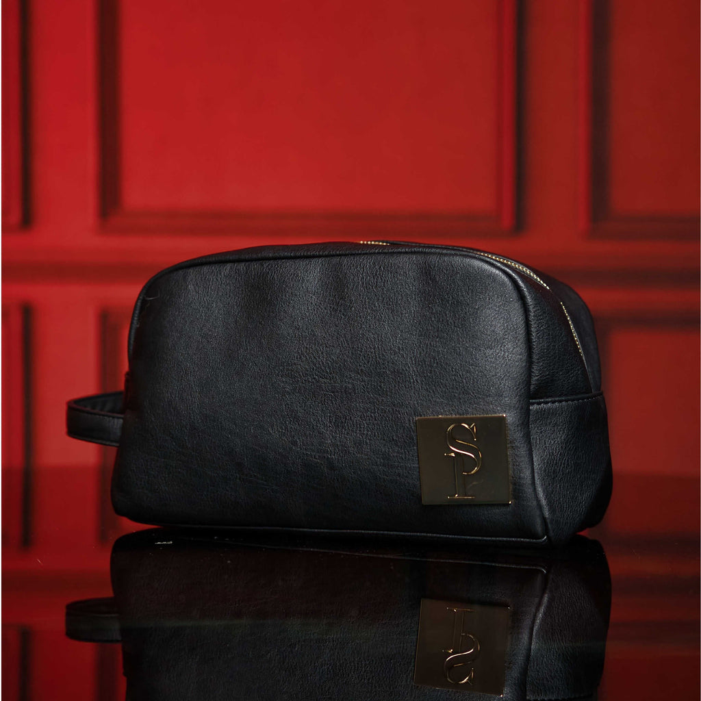Black Leather Toiletry Bag Sole Premise