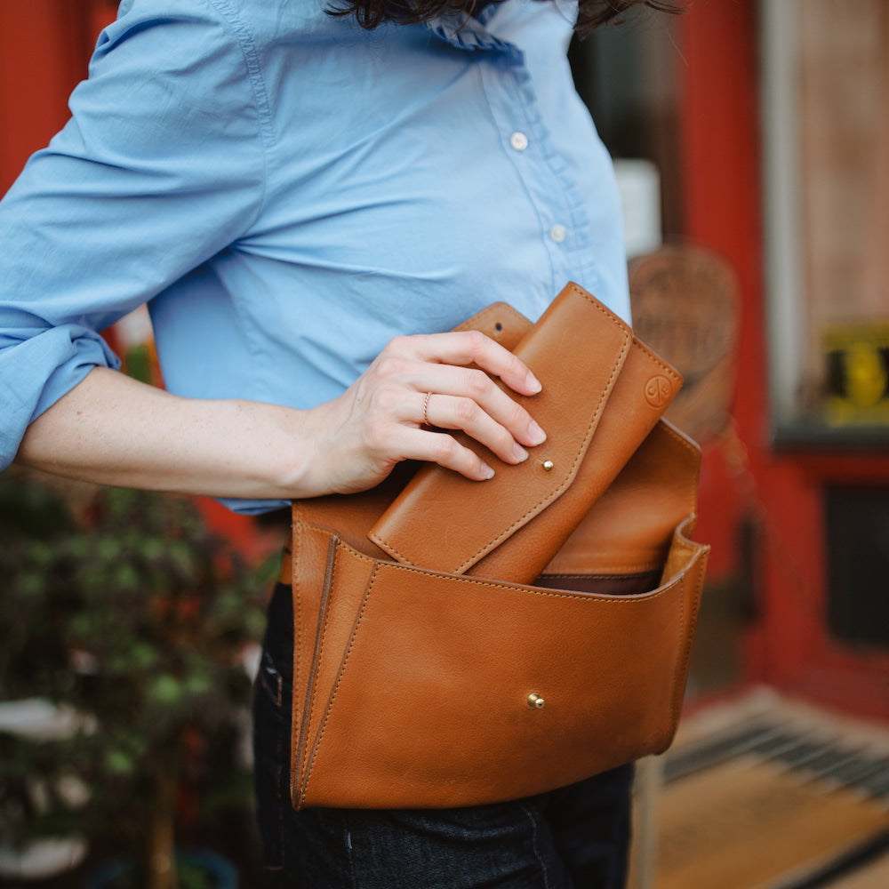 Craft & Forge Leather Crossbody Bag Mission Mercantile Leather Goods