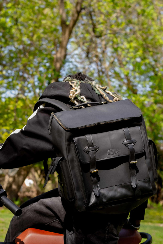 Bozeman Jumbo Buffalo Classy Leather Bags
