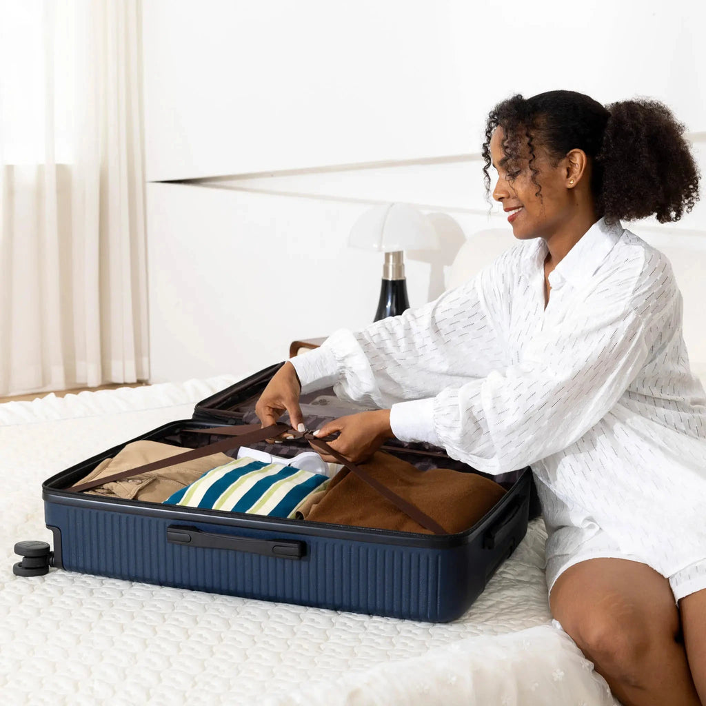 Passage Sleek Luggage Set ELLE Travel