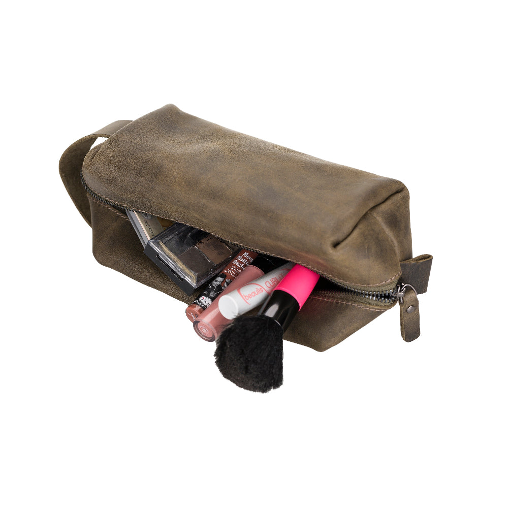 Eve Leather Dopp Kit, Large - LuggageDesigners