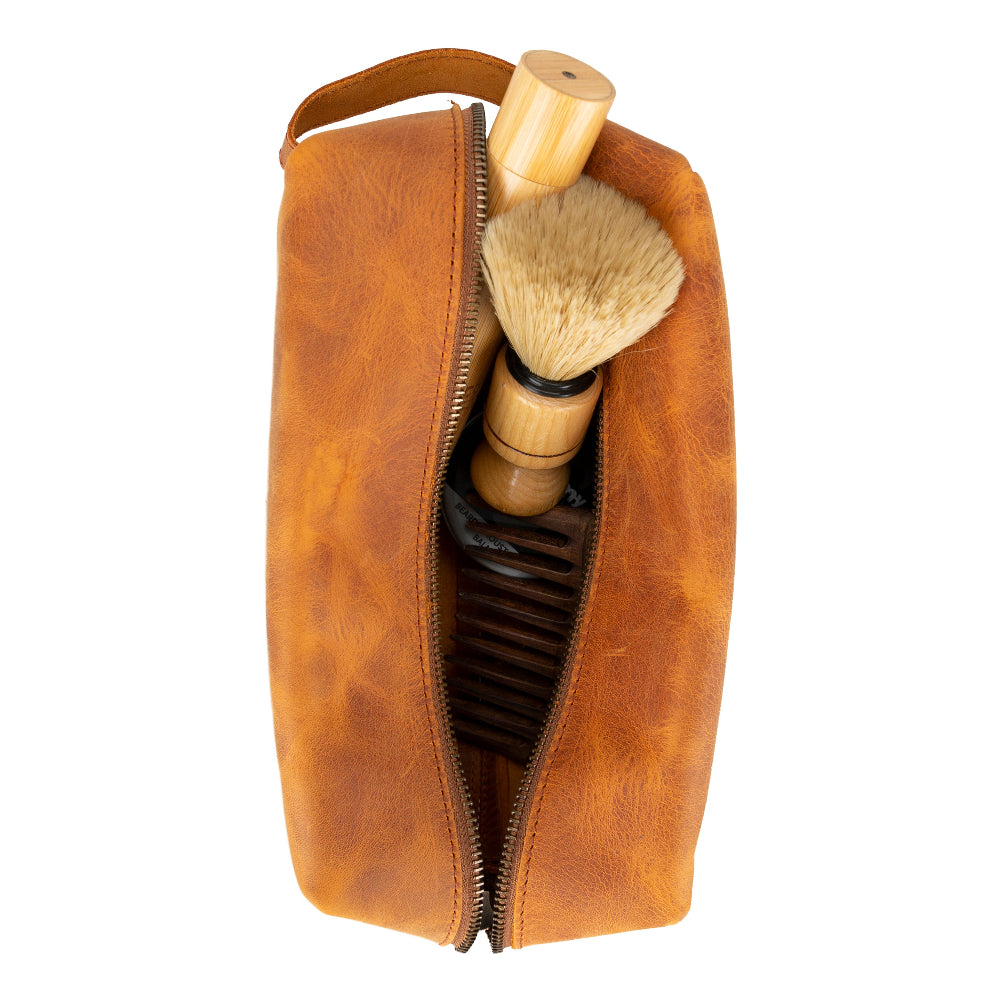 Eve Leather Dopp Kit, Large - LuggageDesigners