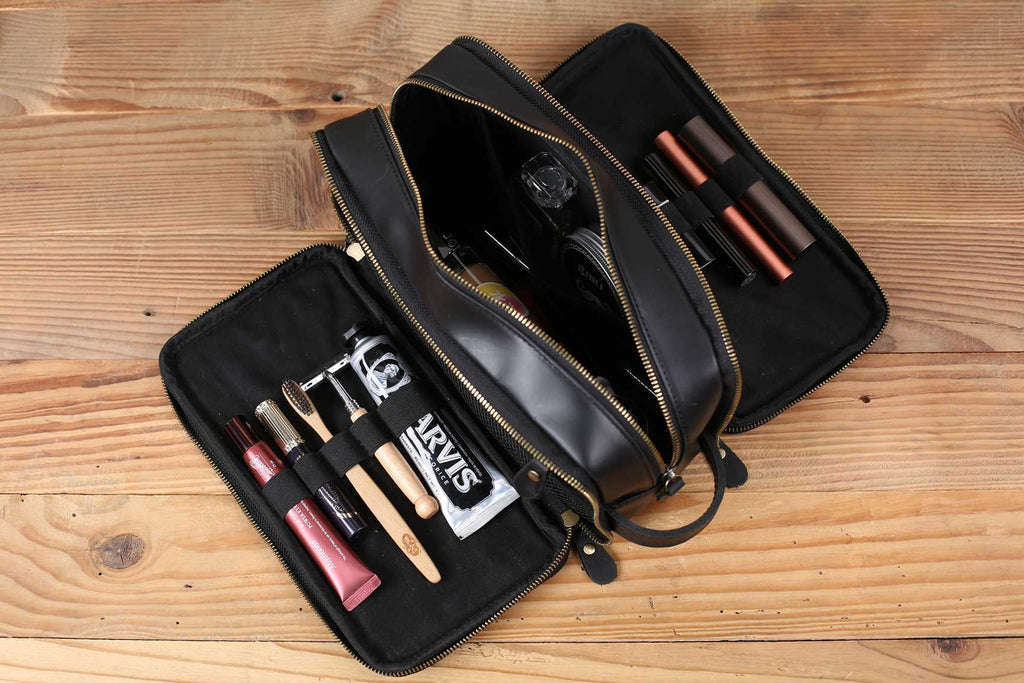 Groomsmen Gift Personalized Leather Toiletry Bag Waterproof Leather Dopp Kit Men's Shaving Kit, Christmas Gift RockCow Leather Studio