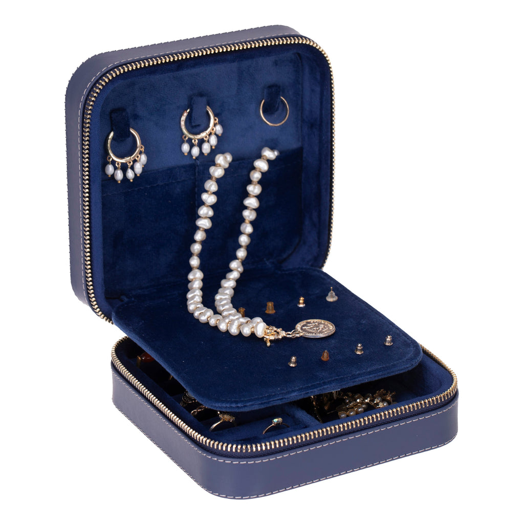 Amanda Leather Jewelry Box, Large - LuggageDesigners