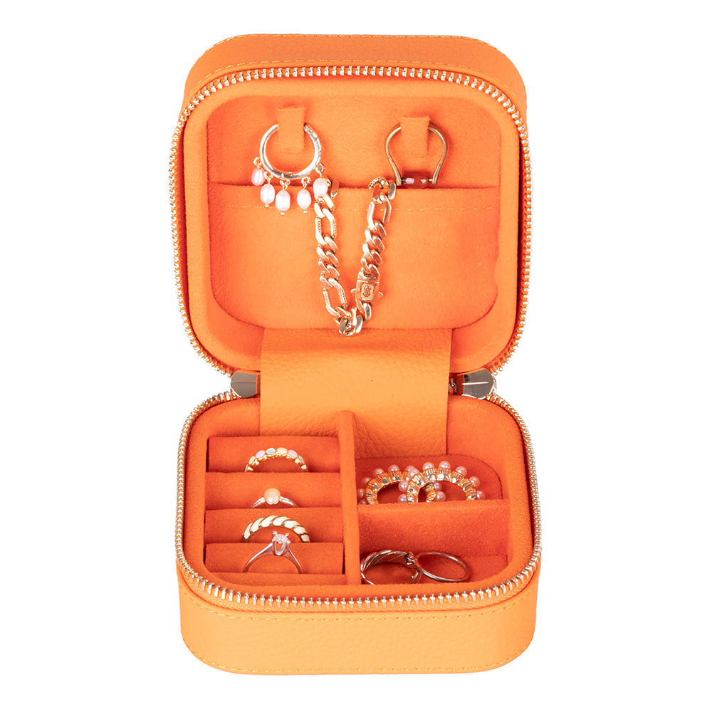 Amanda Leather Jewelry Box, Medium Mizuri Leather