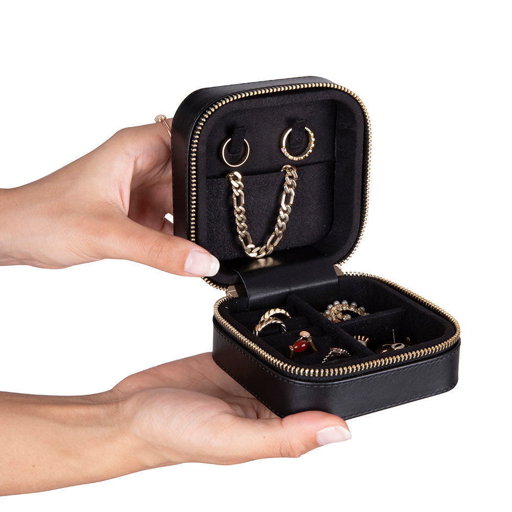 Amanda Leather Jewelry Box, Medium Mizuri Leather