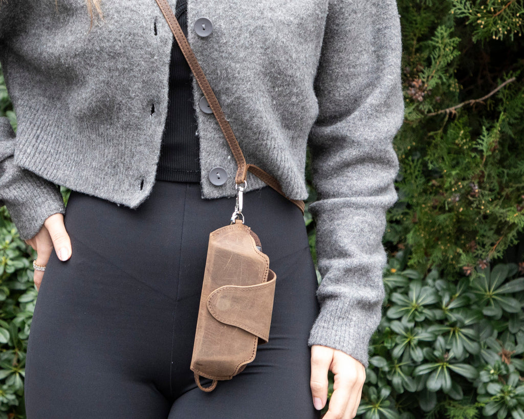 Riviera Leather Glasses Case - LuggageDesigners