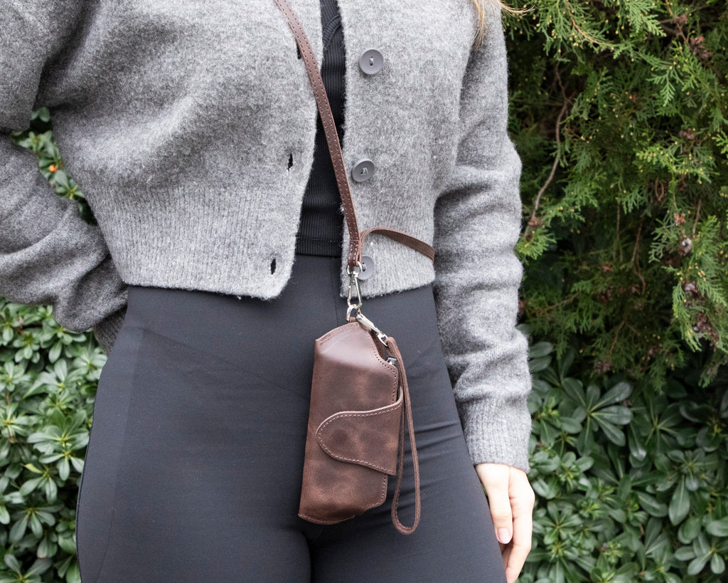 Riviera Leather Glasses Case - LuggageDesigners