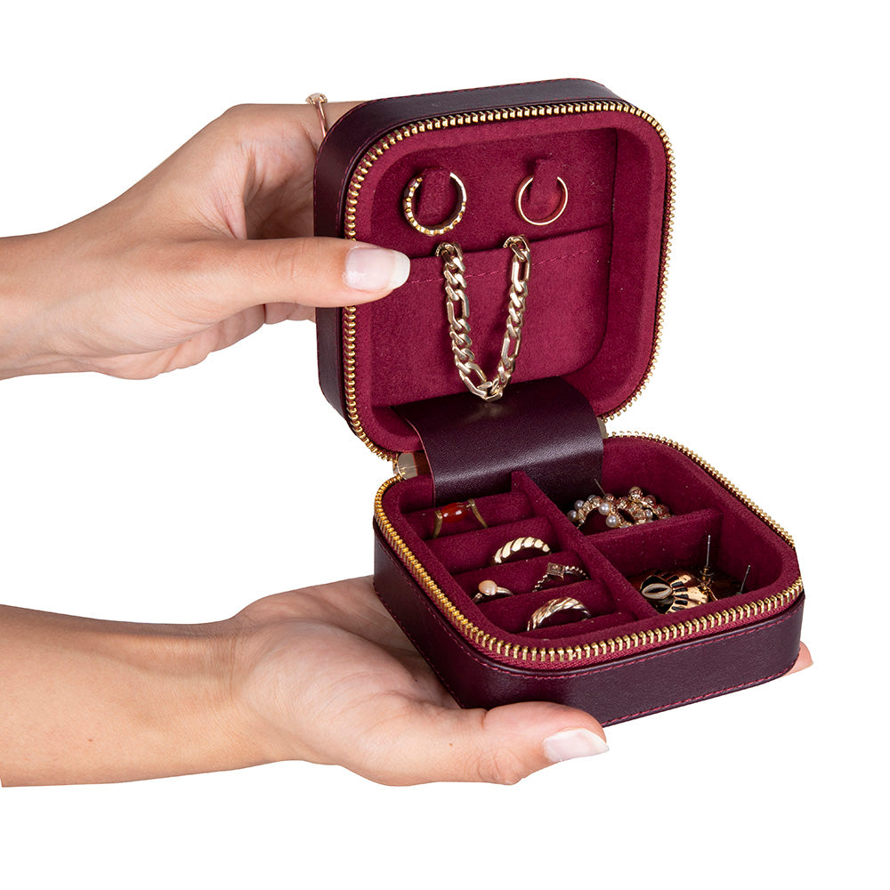 Amanda Leather Jewelry Box, Medium Mizuri Leather