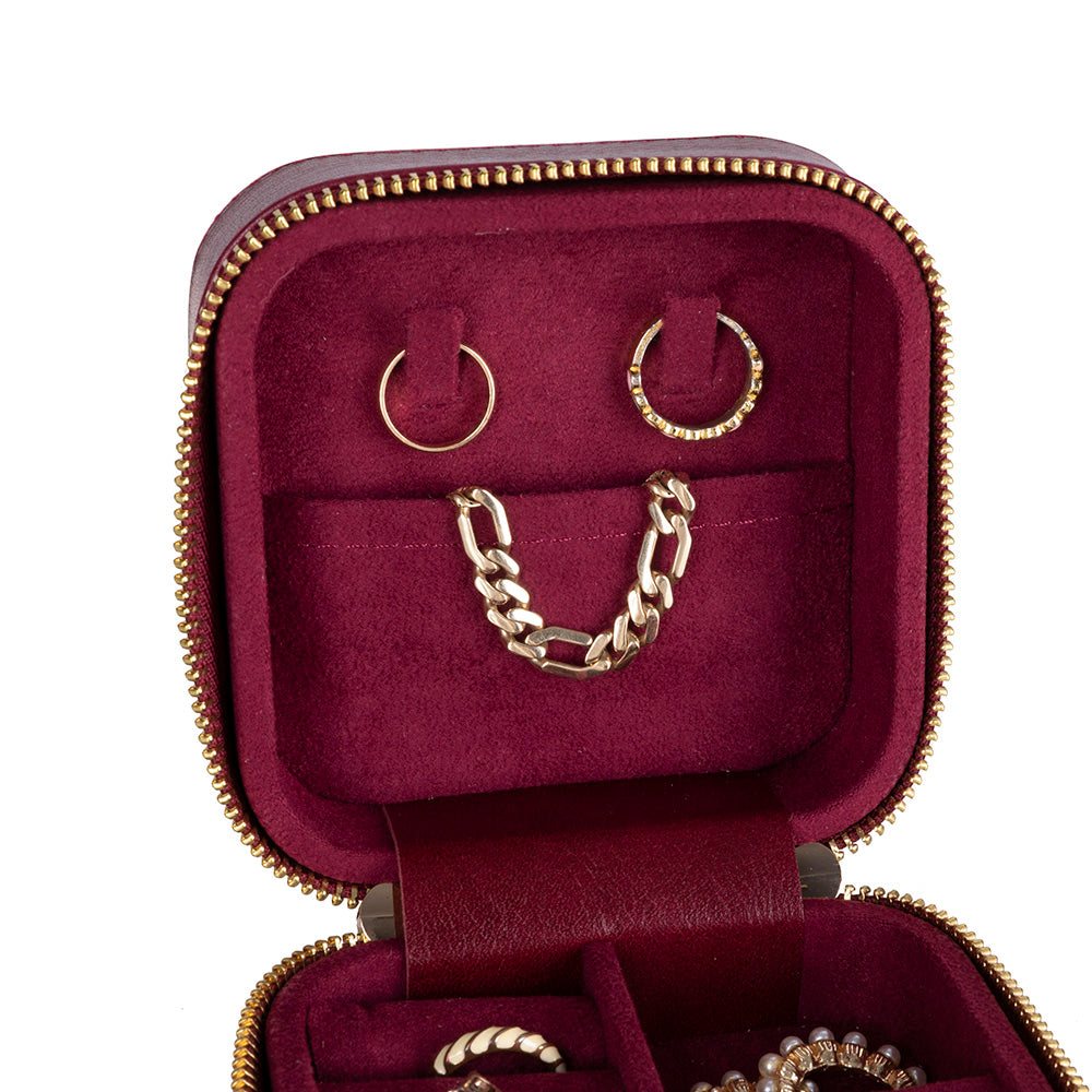 Amanda Leather Jewelry Box, Medium Mizuri Leather