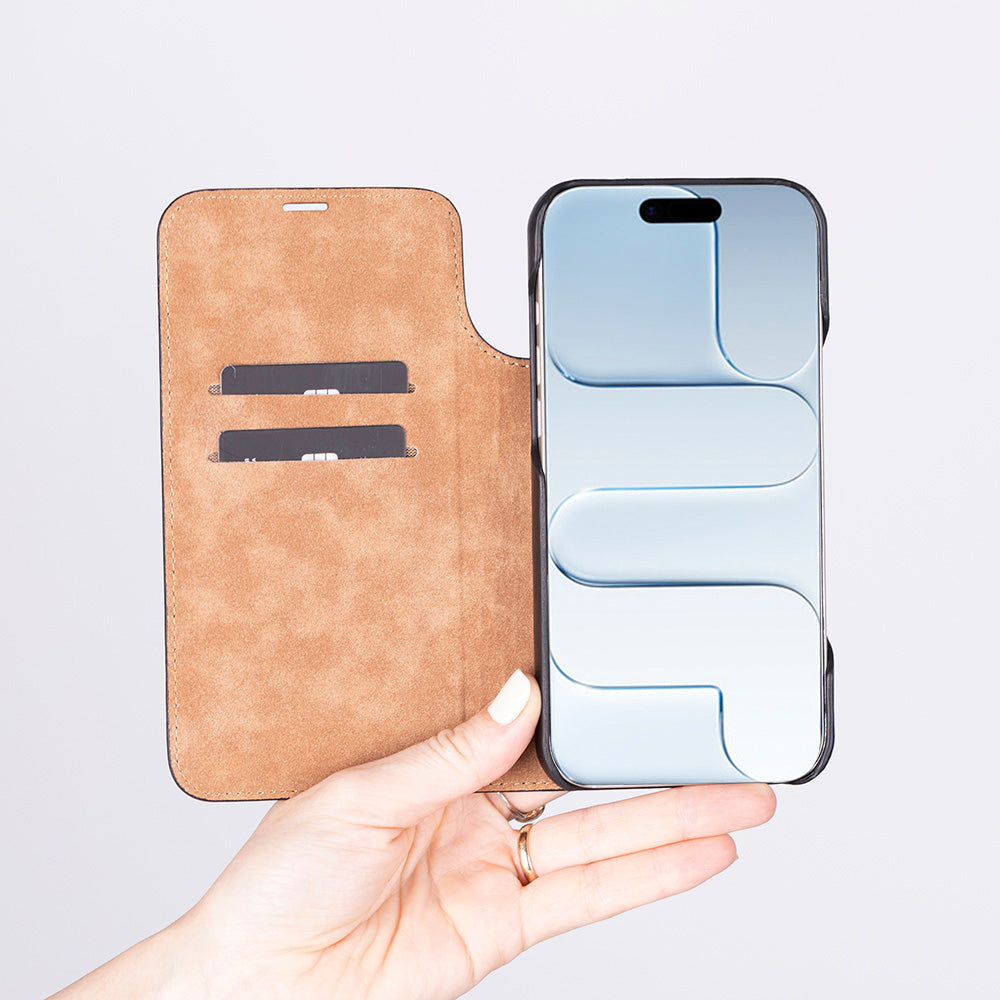 Sonat Leather iPhone 17 Folio Case - LuggageDesigners
