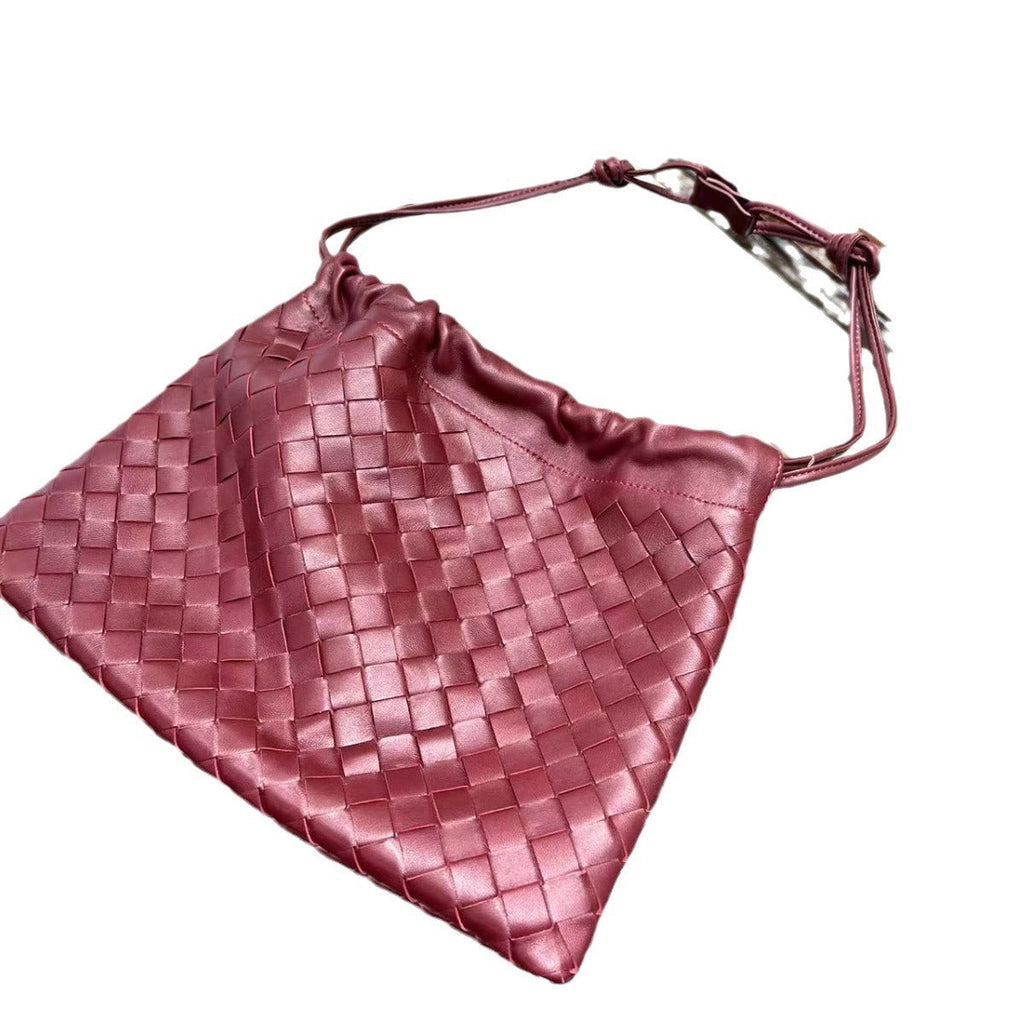 Elegant Retro Luxury Handbag in First Layer Cowhide Trendy Attic Store01