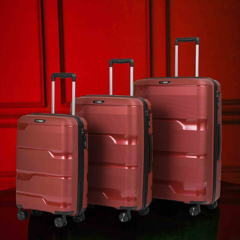 Red Hardcase Roller Luggage Set (28', 24' and 20') Sole Premise