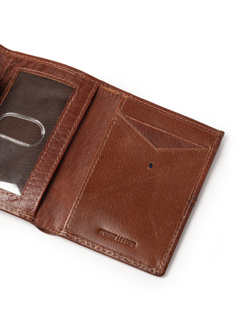 Textured Tri-Fold Men's Wallet Classy Leather Bags