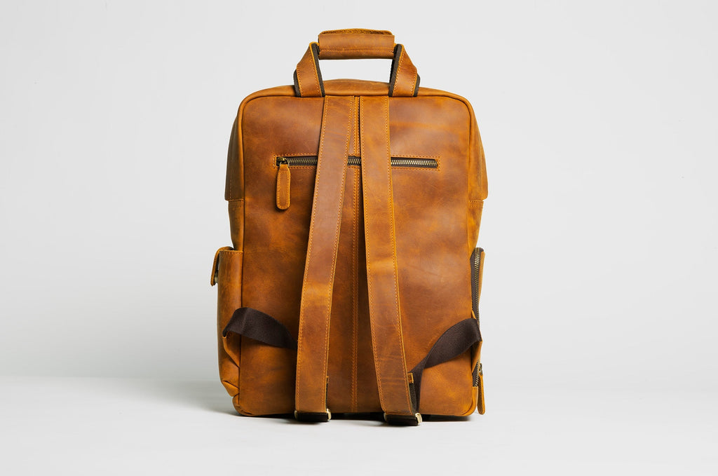 The MANN Bag | Large Capacity Leather Camera Backpack STEEL HORSE LEATHER