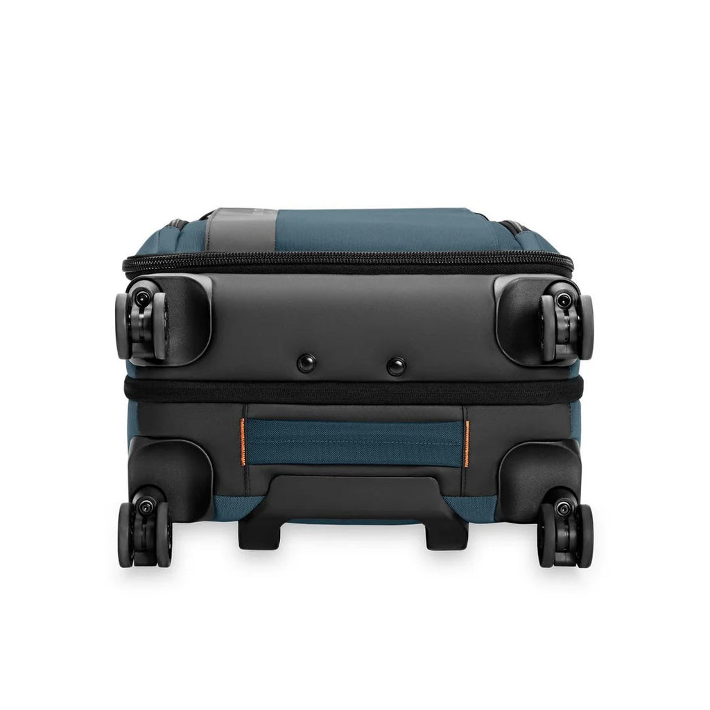 Briggs & Riley ZDX Essential 22" Carry On Expandable Spinner Briggs & Riley