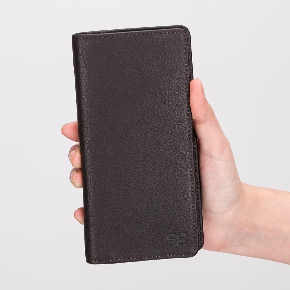 Evra Leather Universal Wallet Mizuri Leather