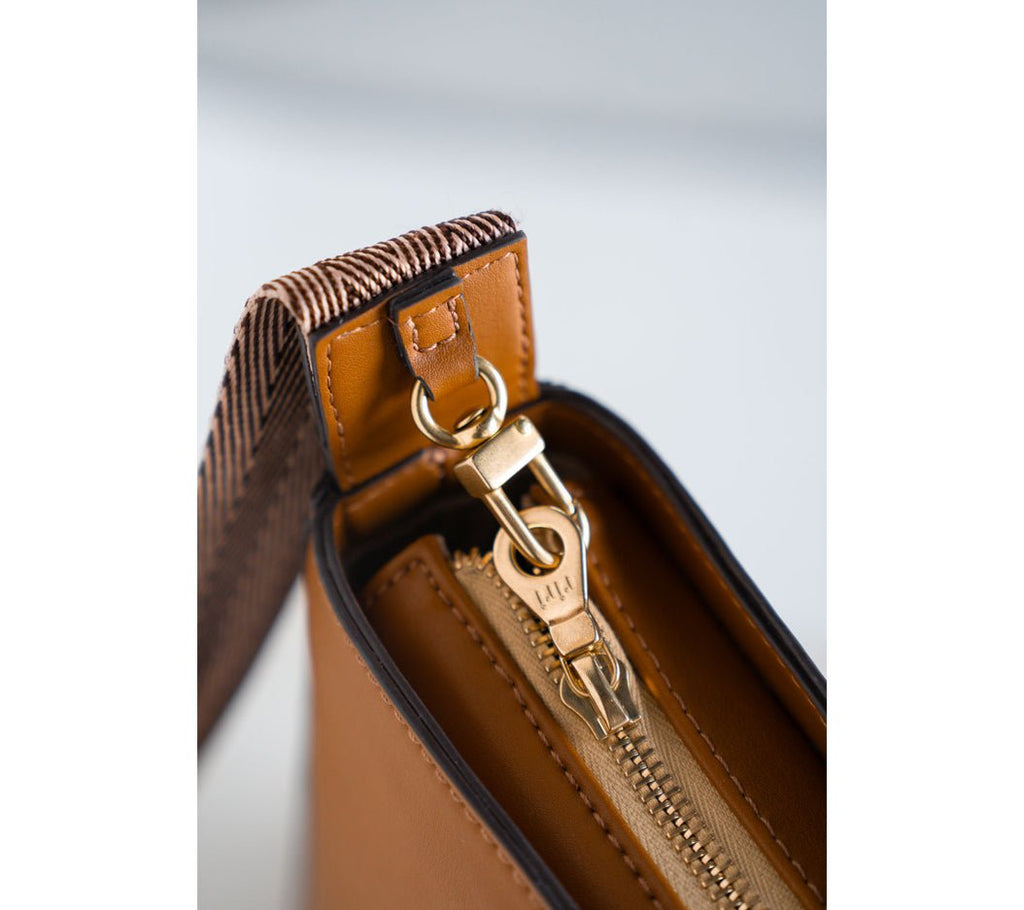 Thafael Crossbody Travel Bag – Anti-Theft, Vegan Cactus Leather (Limited Edition) Thafael