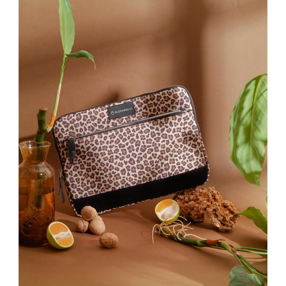 Earthy Leopard 14 inch Laptop / MacBook Sleeve - LuggageDesigners