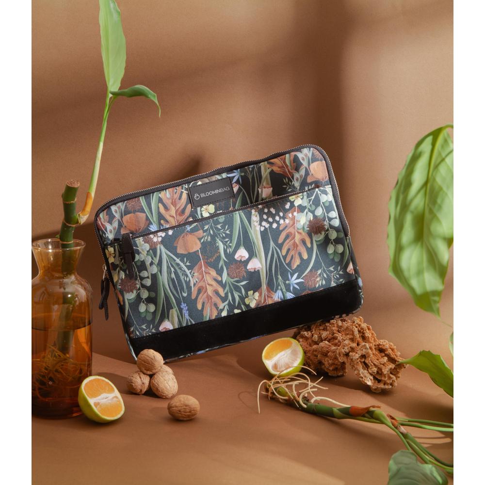 Eco Forest 14 inch Laptop / MacBook Sleeve - LuggageDesigners