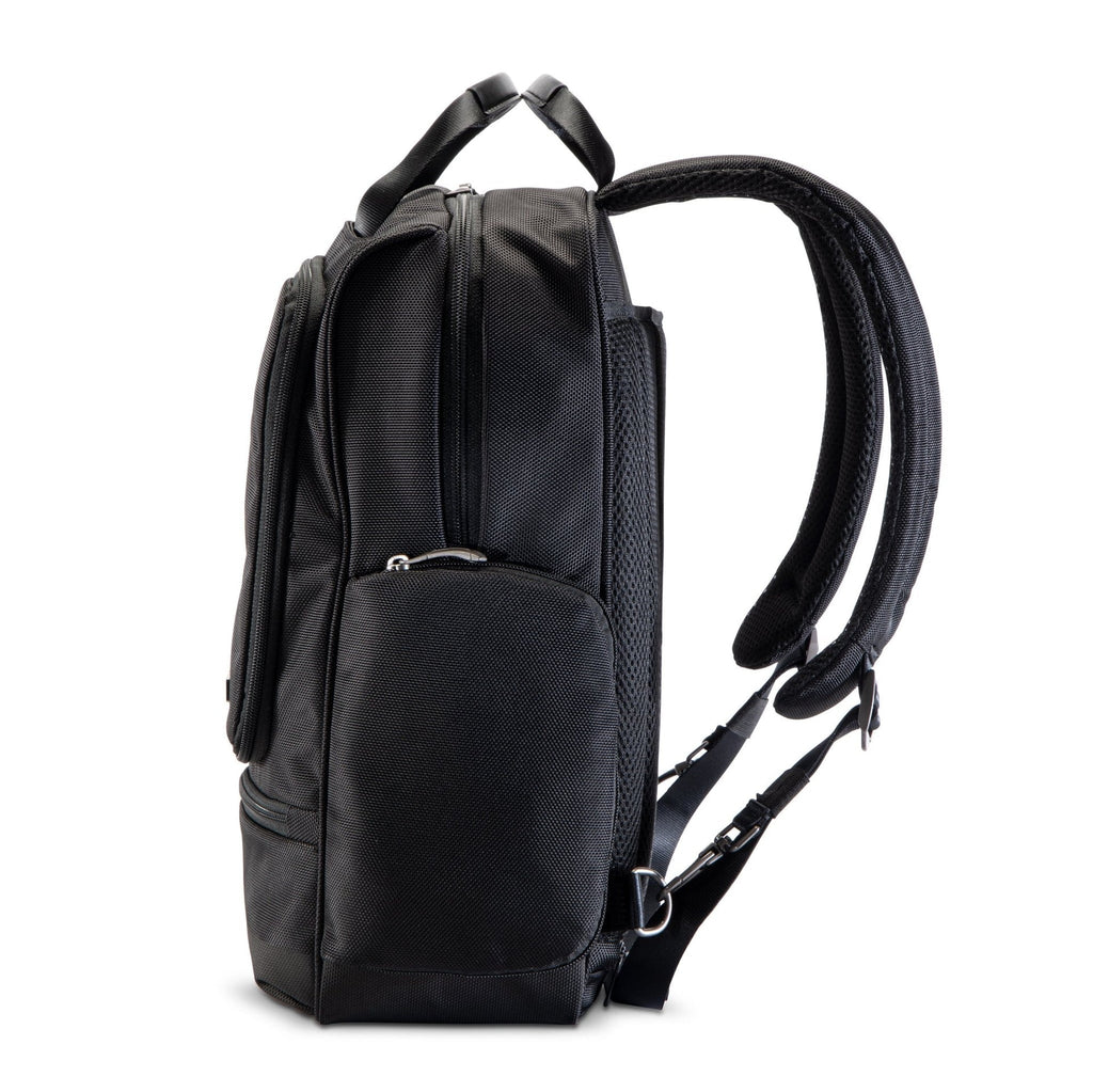 Ricardo Flight Essentials Softside Deluxe Backpack, 23L Ricardo Beverly Hills