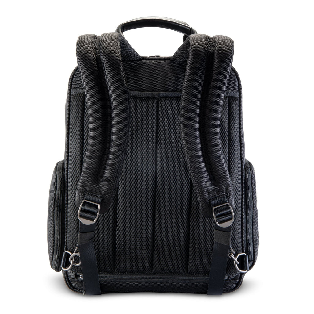 Ricardo Flight Essentials Softside Deluxe Backpack, 23L Ricardo Beverly Hills