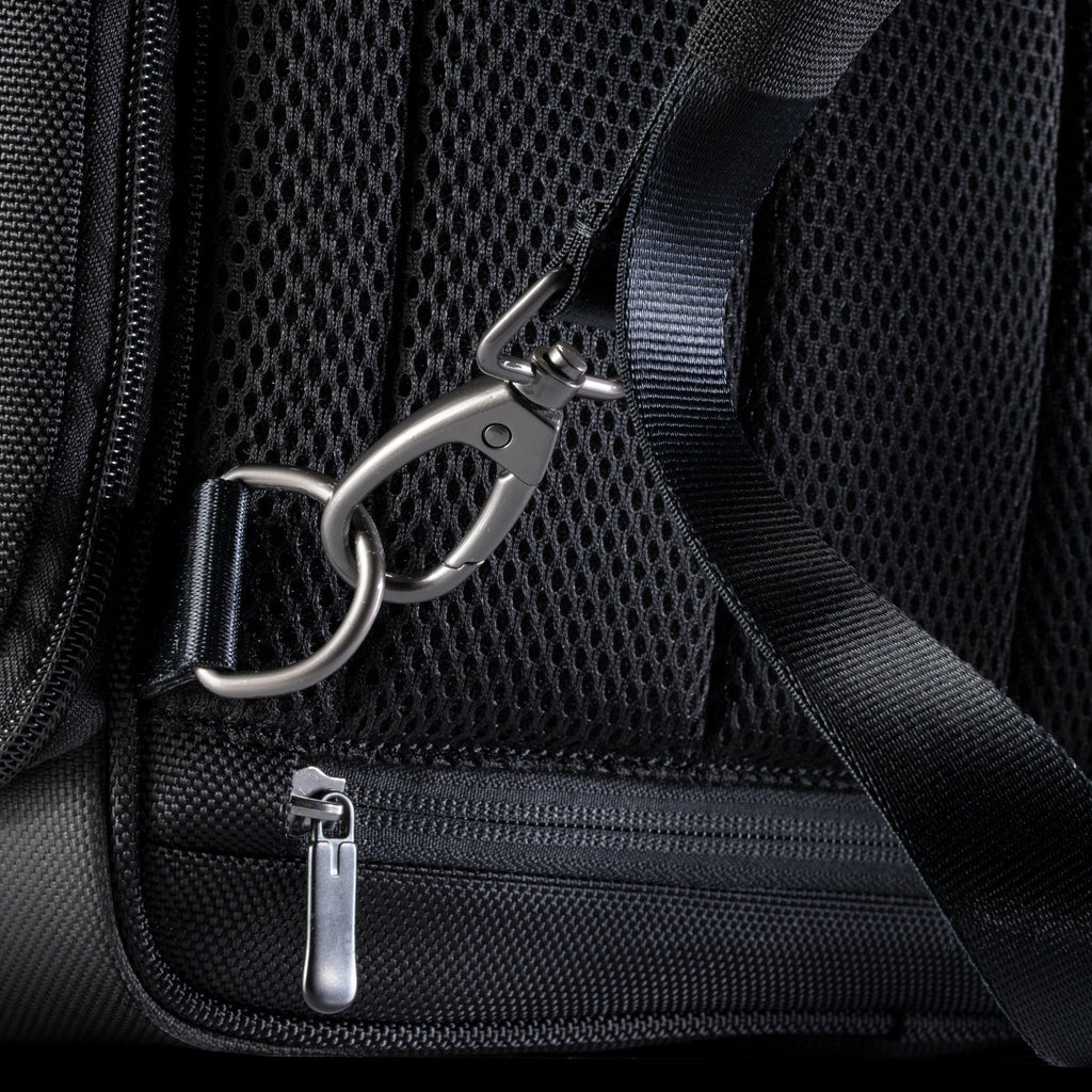 Ricardo Flight Essentials Softside Deluxe Backpack, 23L Ricardo Beverly Hills