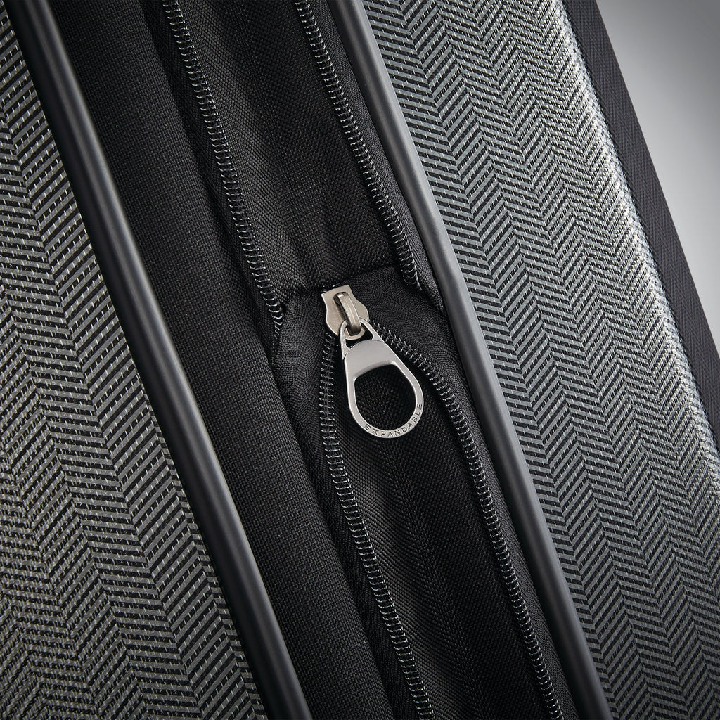 Hartmann Century Deluxe 28" Extended Journey Exp Spinner Hartmann