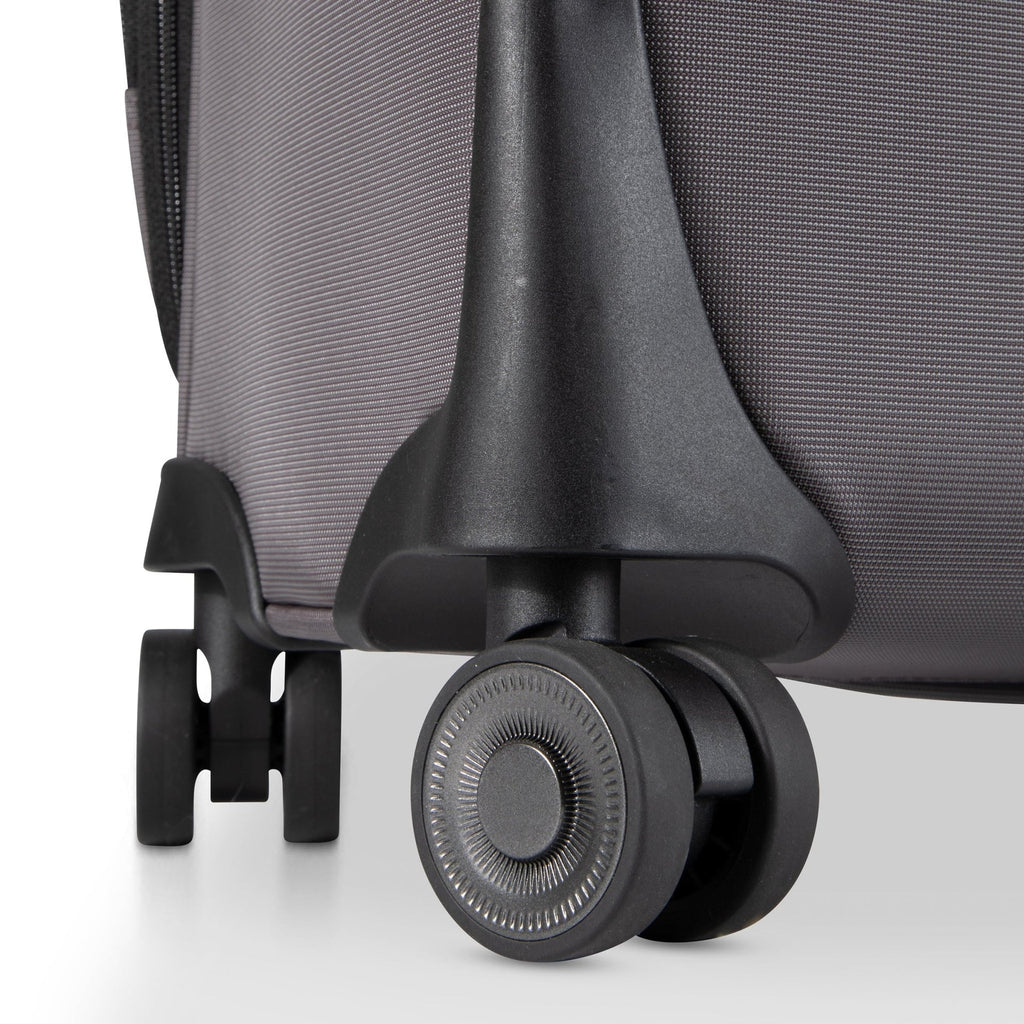 Ricardo Montecito 3.0 Softsideside Medium Check in Expandable Spinner Ricardo Beverly Hills