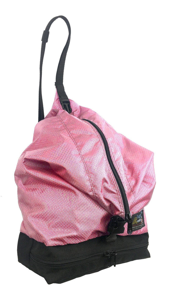 KITE RESORT BAG Tough Traveler - Made in USA since 1970