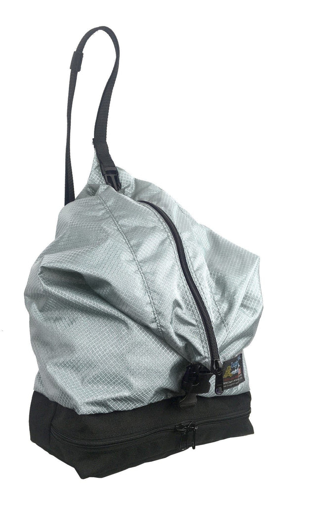 KITE RESORT BAG Tough Traveler - Made in USA since 1970